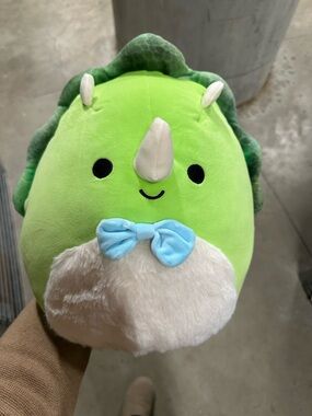 Squishmallow Tristan
